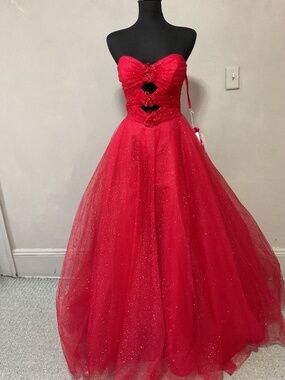 NWT MORI LEE RED BALL GOWN SIZE10